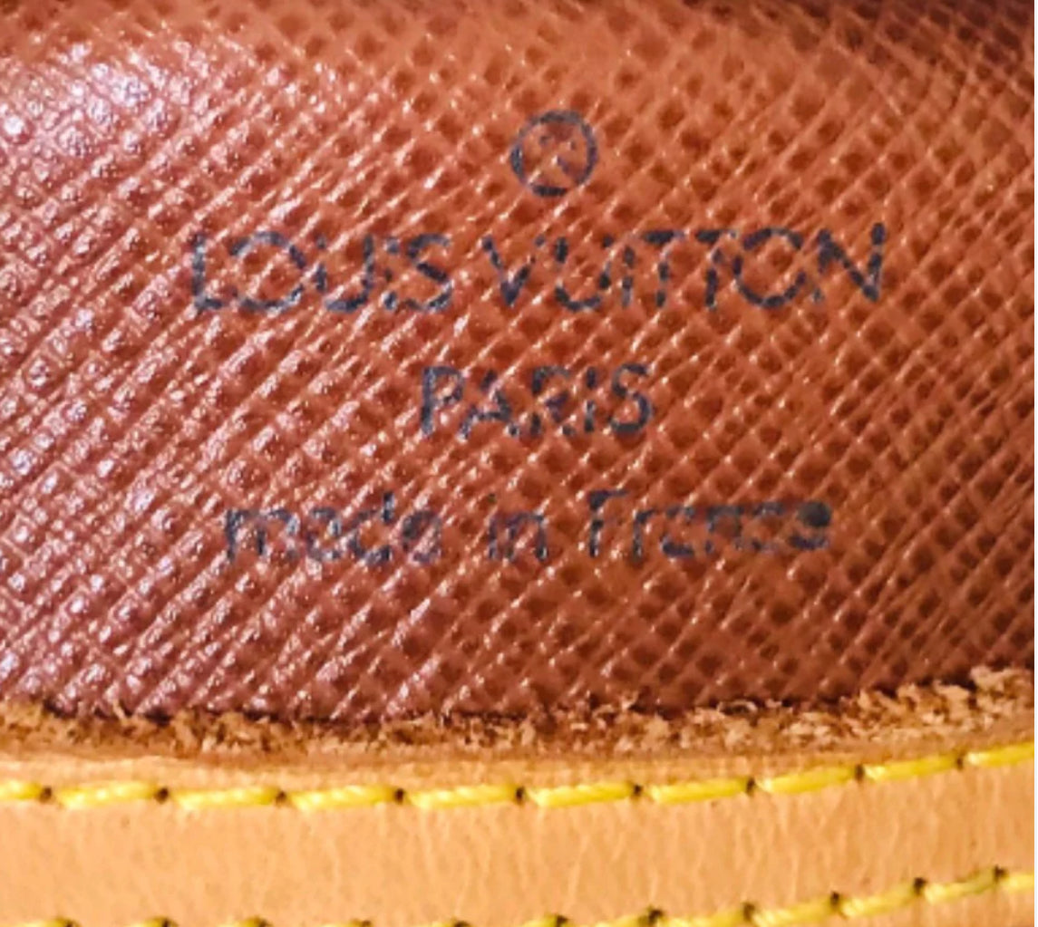 louis vuitton monogram blois