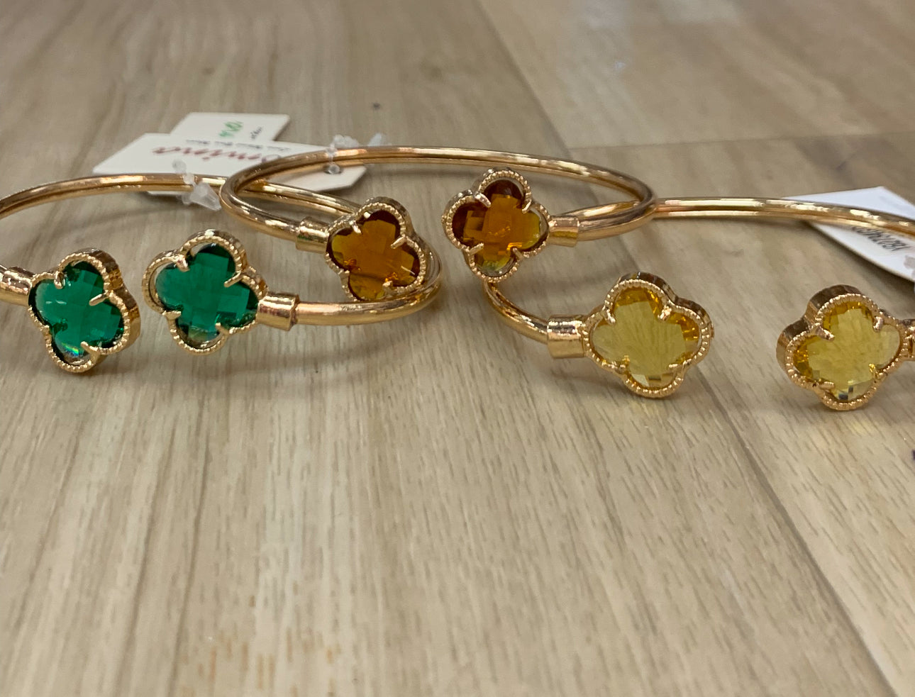 Clover bangles
