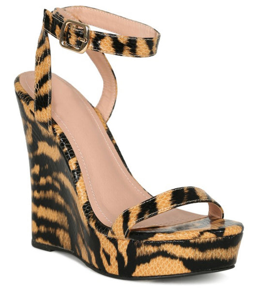 Tiger Grip wedge sandals